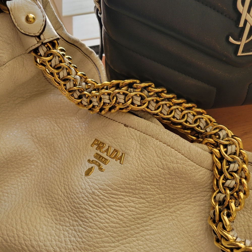 Prada | Authentic Hobo Leather Bag - Picture 9 of 16
